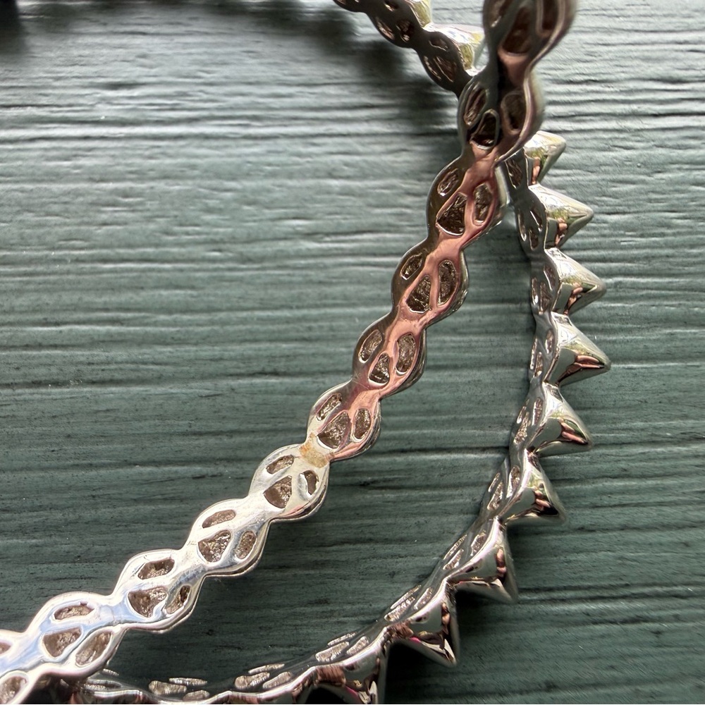 Eddie Borgo Cone Hoops Earrings Silver Spikes - Picture 4 of 7